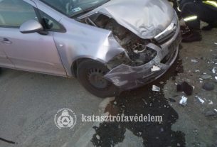 Személygépkocsi és kisteherautó ütközött Debrecenben