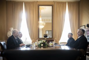 Orbán Viktor a köztársasági elnökkel egyeztetett