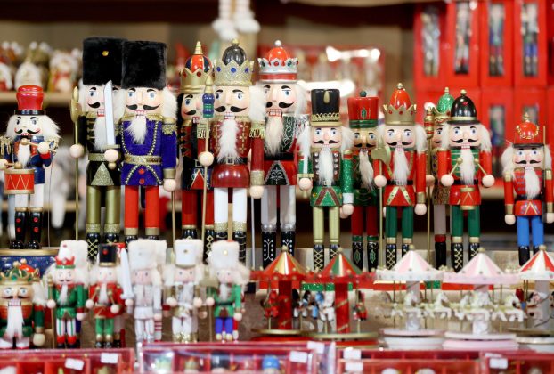 Szeged, Dóm tér, karácsonyi vásár, karácsonyi fények, ünnep, advent, karácsony, ajándék